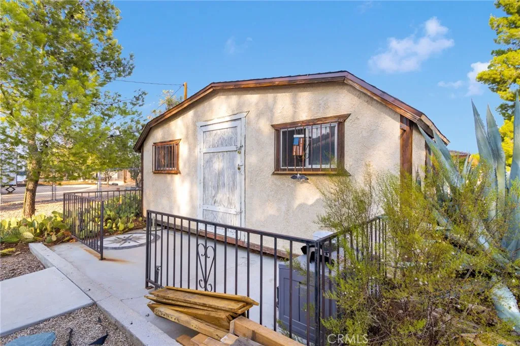 14455 Havasu Road, Apple Valley, California 92307 home-pic-43