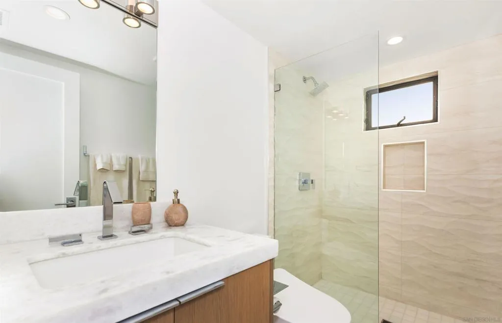 5527 Calumet Ave, La Jolla, California 92037 home-pic-48