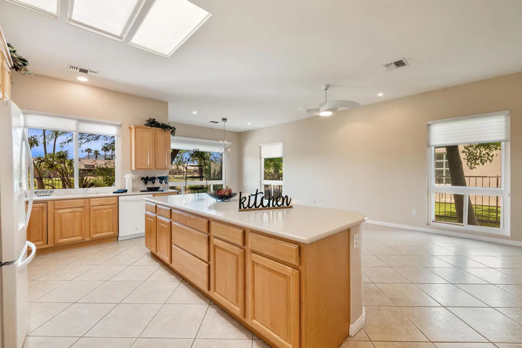 78625 Sunrise Canyon Avenue, Palm Desert, California 92211 home-pic-11