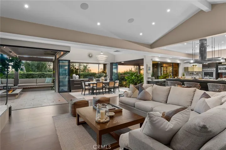 1 Crestwind Drive, Rancho Palos Verdes, California 90275