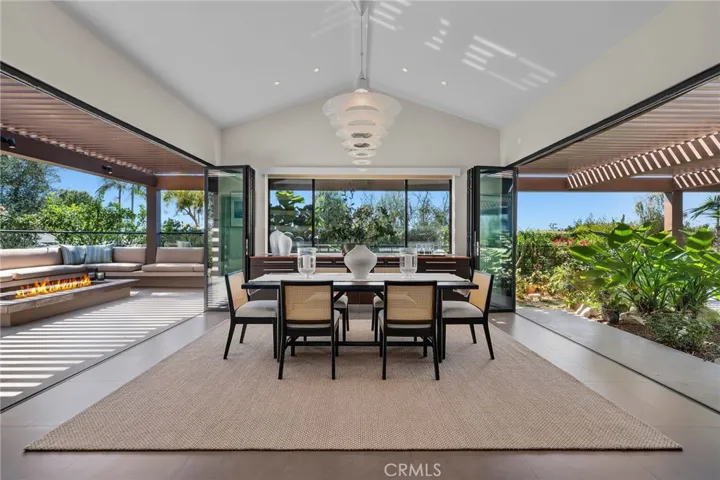 1 Crestwind Drive, Rancho Palos Verdes, California 90275