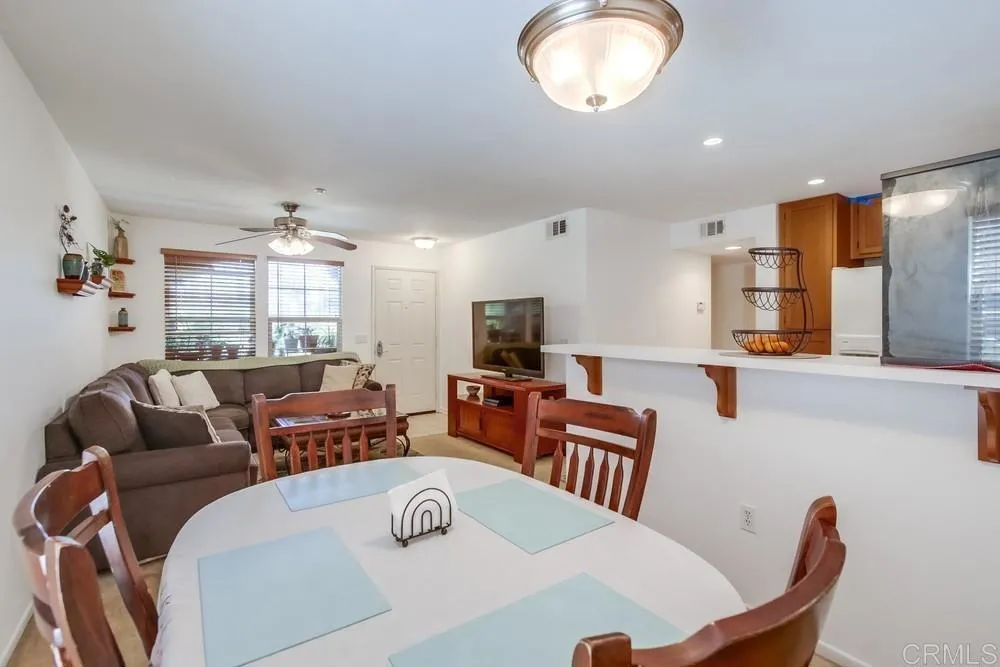 14676 Via Fiesta 5, San Diego, California 92127 home-pic-8