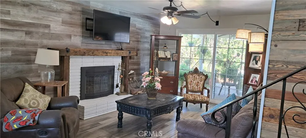 1382 Crawford Avenue, Upland, California 91786 home-pic-4