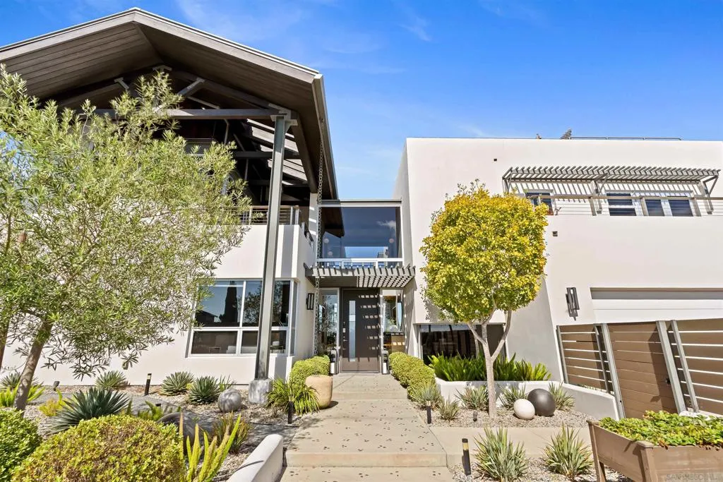 5259 Pacifica Dr, San Diego, California 92109 home-pic-3