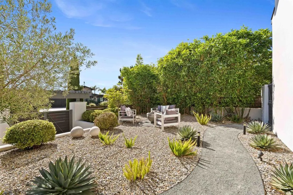 5259 Pacifica Dr, San Diego, California 92109 home-pic-6