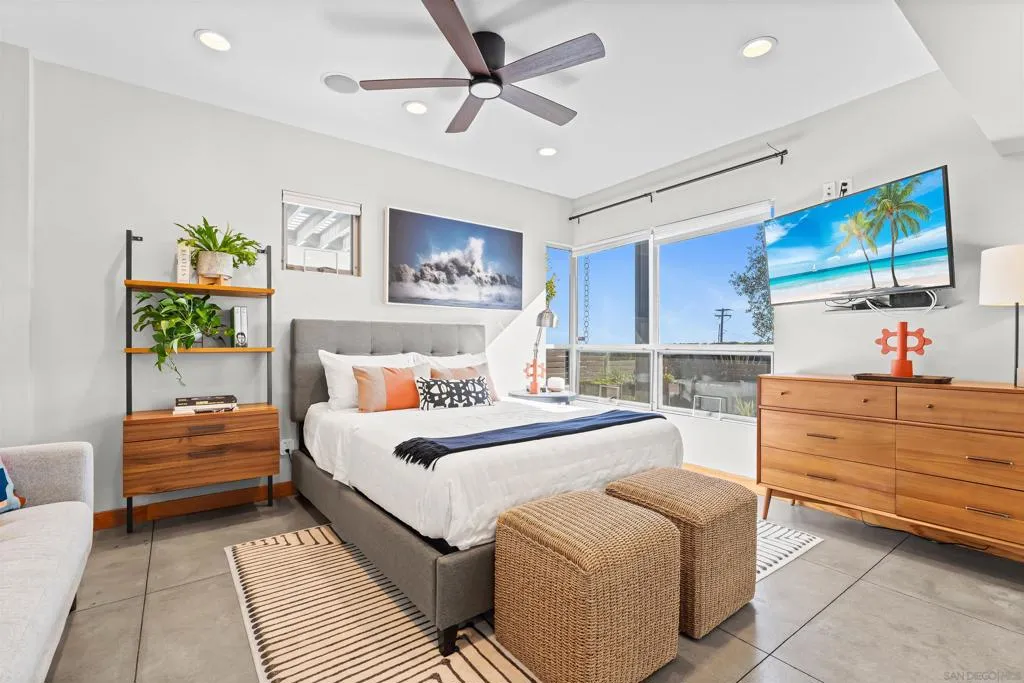5259 Pacifica Dr, San Diego, California 92109 home-pic-30