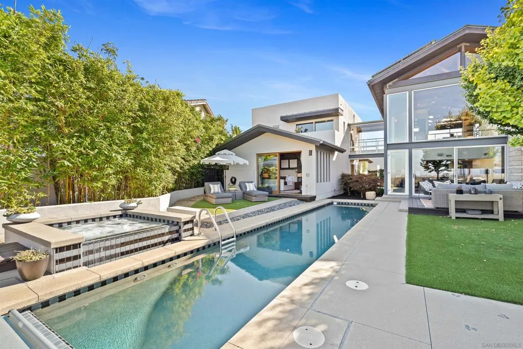 5259 Pacifica Dr, San Diego, California 92109 home-pic-58
