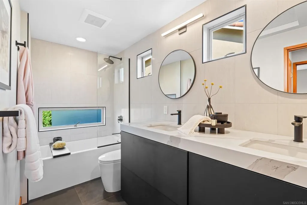 5259 Pacifica Dr, San Diego, California 92109 home-pic-48