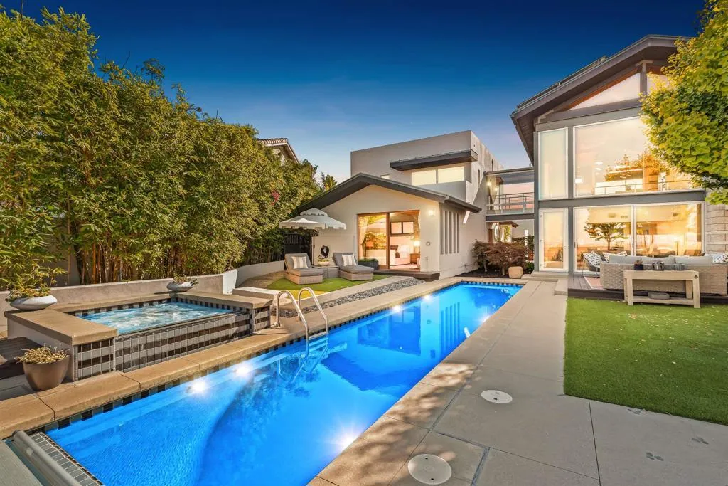 5259 Pacifica Dr, San Diego, California 92109 home-pic-73