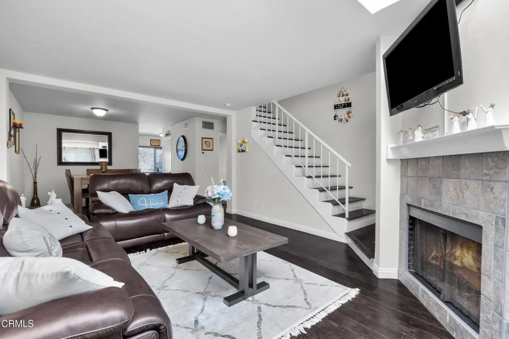 19431 Sherman Way 6, Reseda, California 91335 home-pic-15