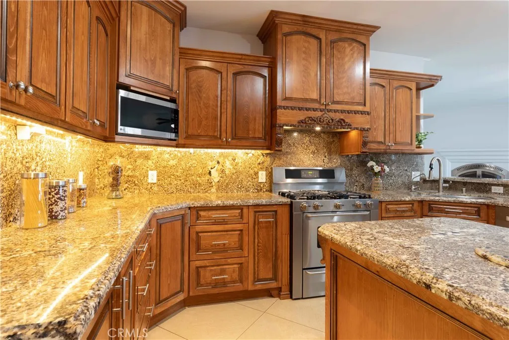 19075 Caesar Drive, Ramona, California 92065 home-pic-24