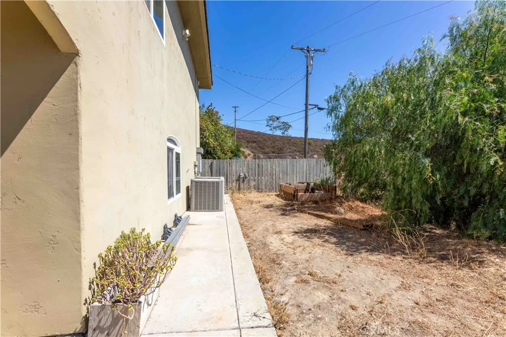19075 Caesar Drive, Ramona, California 92065 home-pic-71