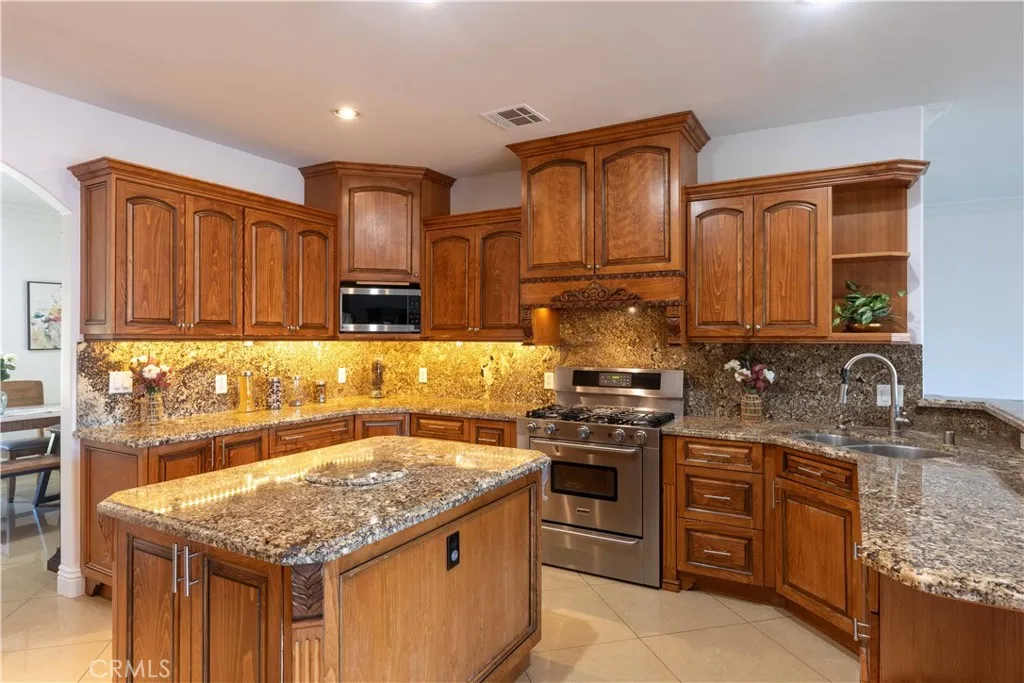 19075 Caesar Drive, Ramona, California 92065 home-pic-21