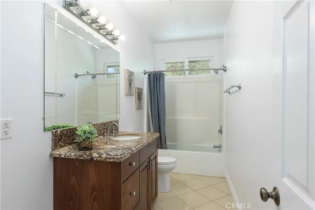 19075 Caesar Drive, Ramona, California 92065 home-pic-57