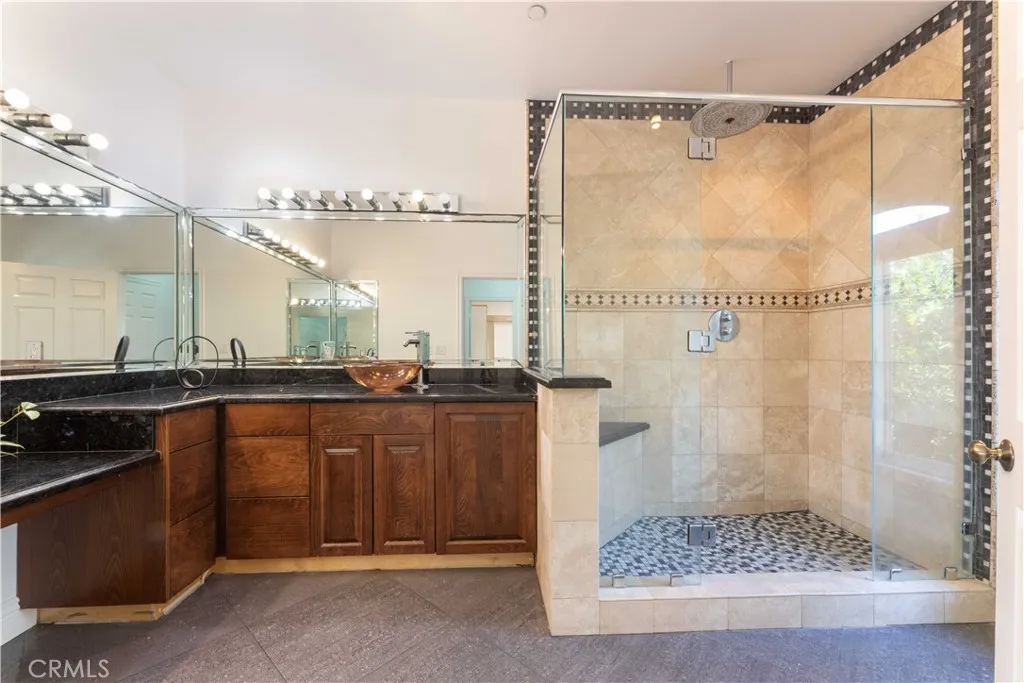 19075 Caesar Drive, Ramona, California 92065 home-pic-61