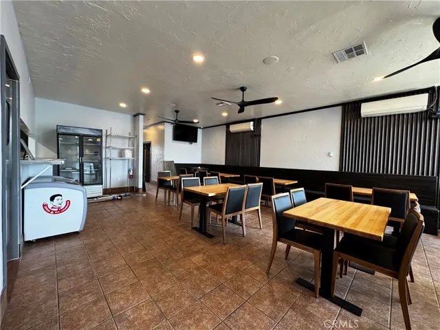 2717 W W. Lincoln, Anaheim, California 92801