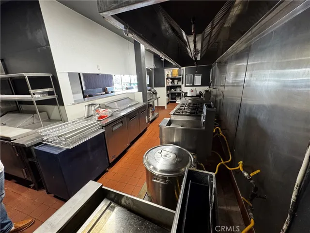 2717 W W. Lincoln, Anaheim, California 92801