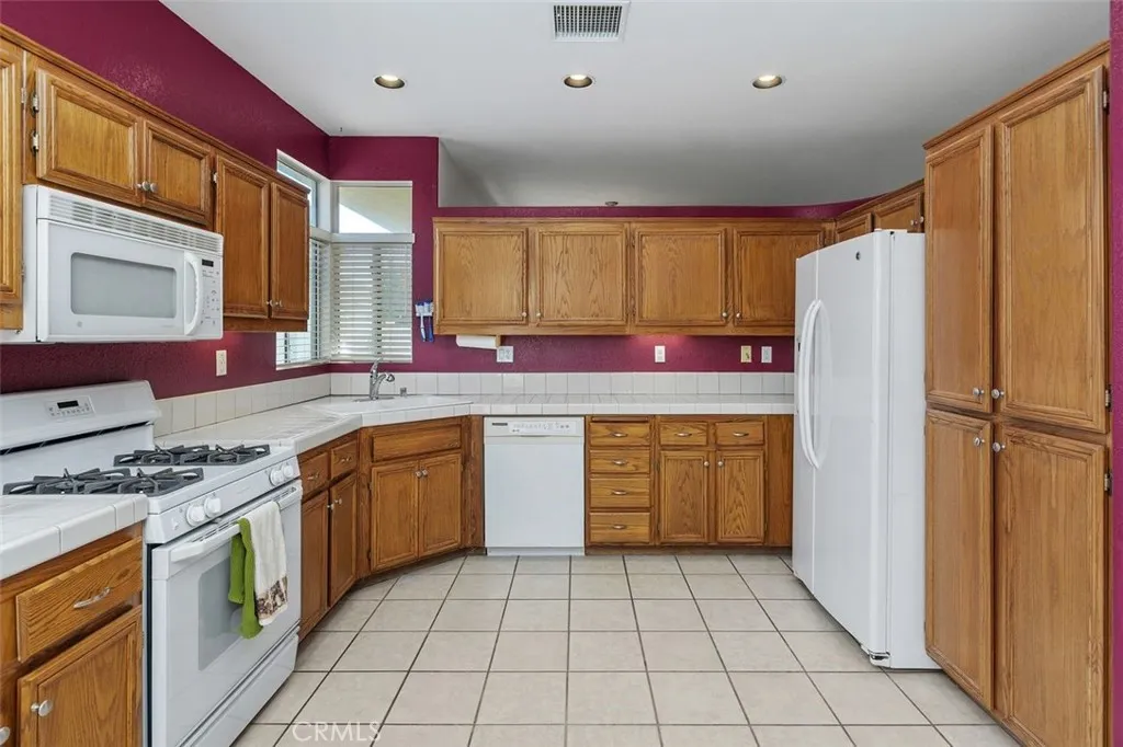 26678 China Drive, Menifee, California 92585 home-pic-4