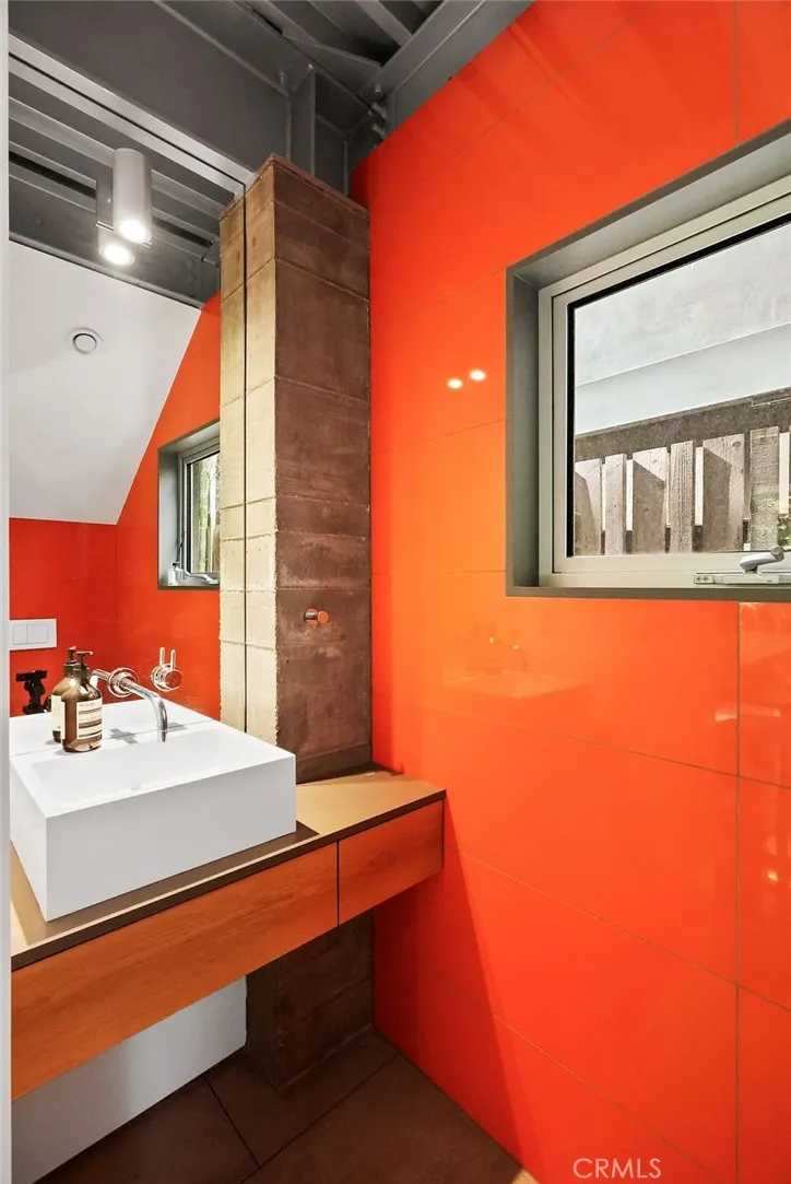 304 Grand Boulevard, Venice, California 90291 home-pic-20