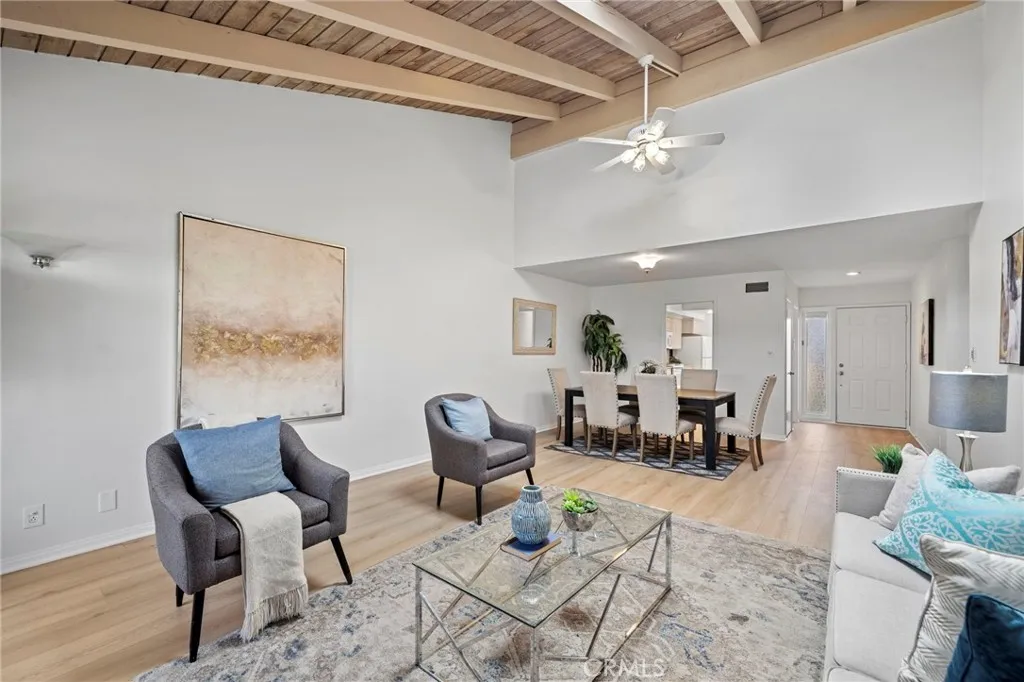 22 Meadowsweet, Irvine, California 92612 home-pic-8