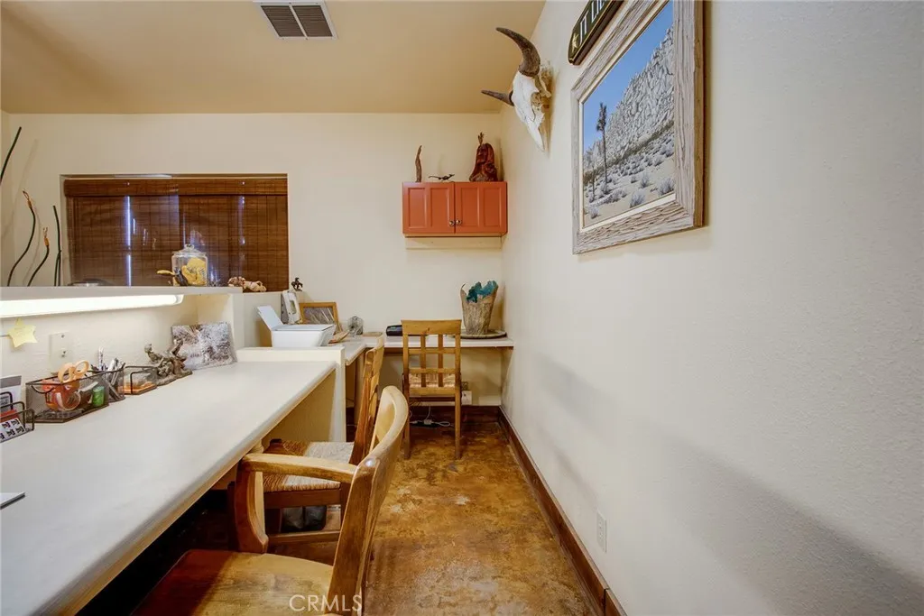 61720 Commercial Street, Joshua Tree, California 92252 home-pic-7