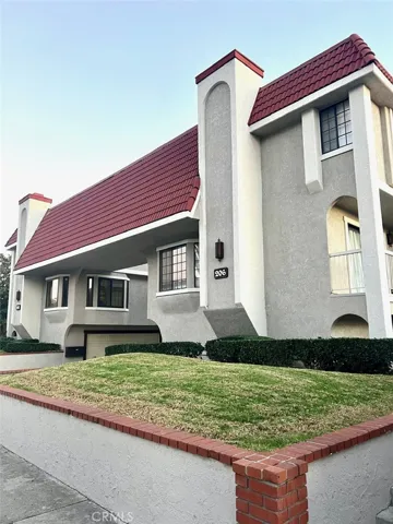 206 W Cypress Avenue E, Monrovia, California 91016, 2 Bedrooms Bedrooms, ,3 BathroomsBathrooms,Residential Lease,For Rent,Cypress,WS25216500