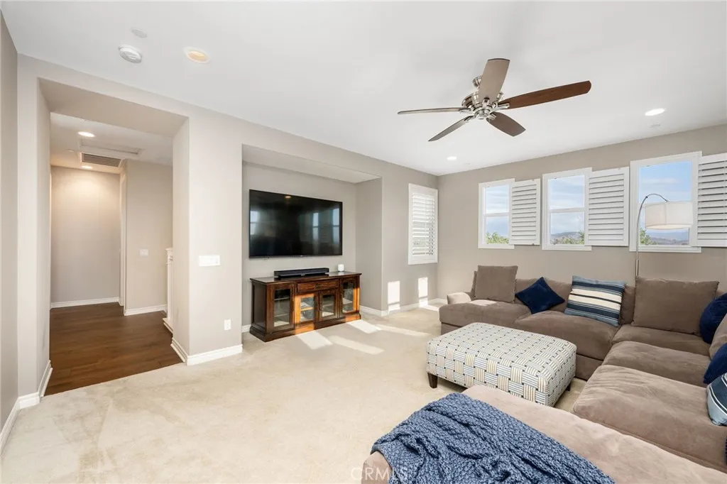 6928 Shadow Wood Drive, Moorpark, California 93021 home-pic-21