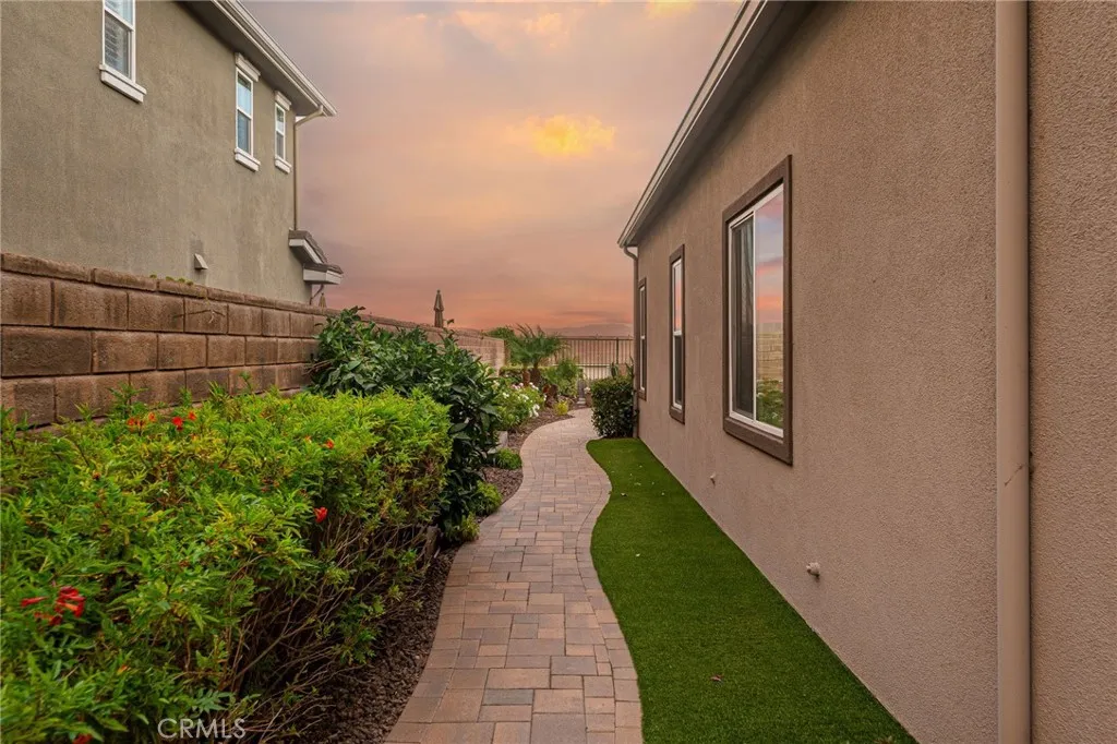 6928 Shadow Wood Drive, Moorpark, California 93021 home-pic-11