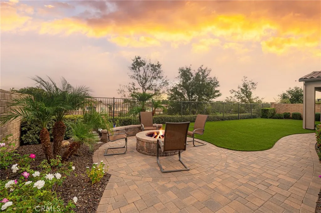 6928 Shadow Wood Drive, Moorpark, California 93021 home-pic-10