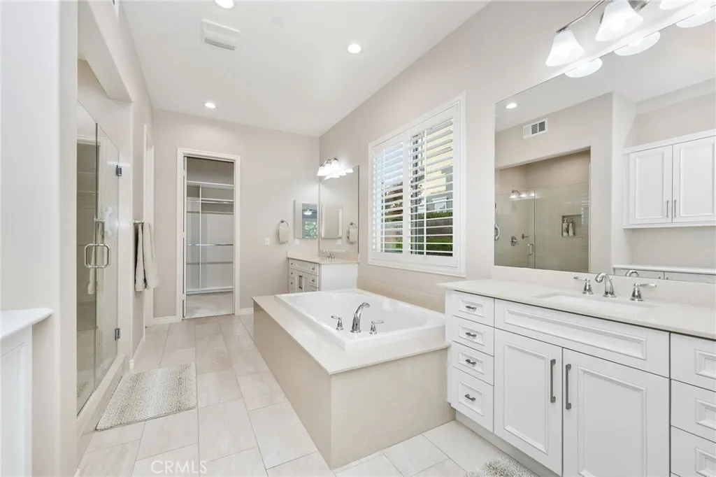 6928 Shadow Wood Drive, Moorpark, California 93021 home-pic-15