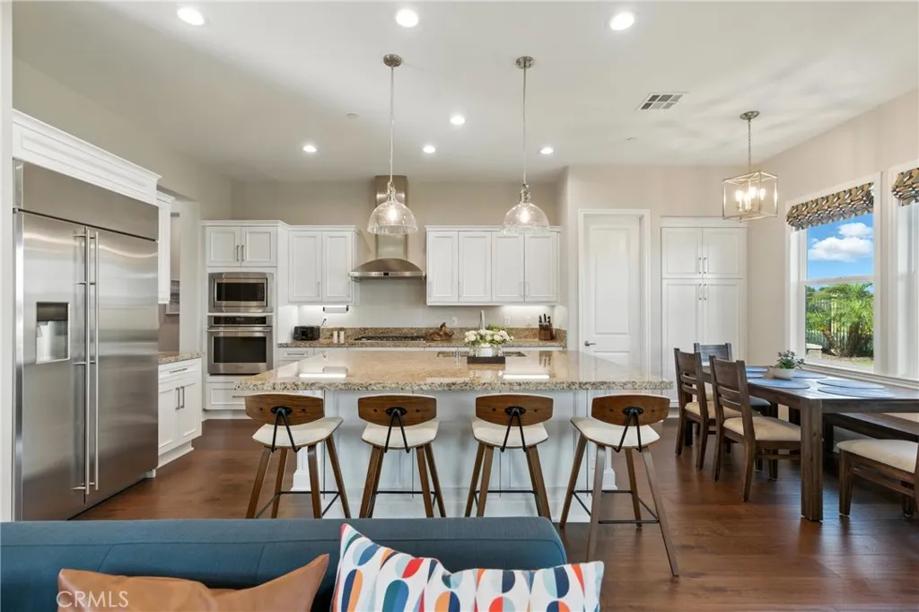 6928 Shadow Wood Drive, Moorpark, California 93021 home-pic-4