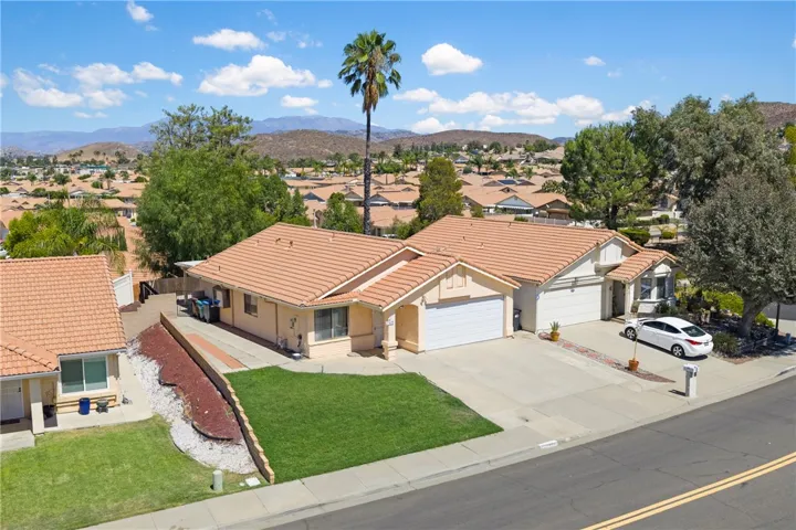 27404 El Puente Street, Menifee, California 92586