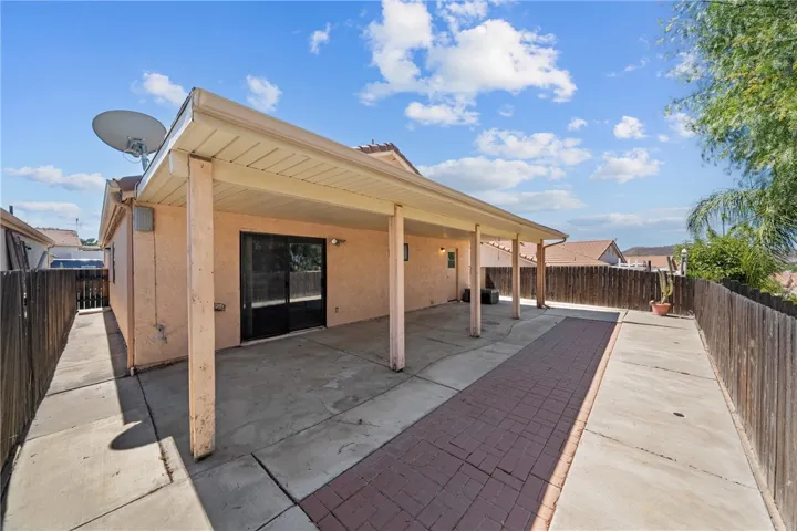 27404 El Puente Street, Menifee, California 92586