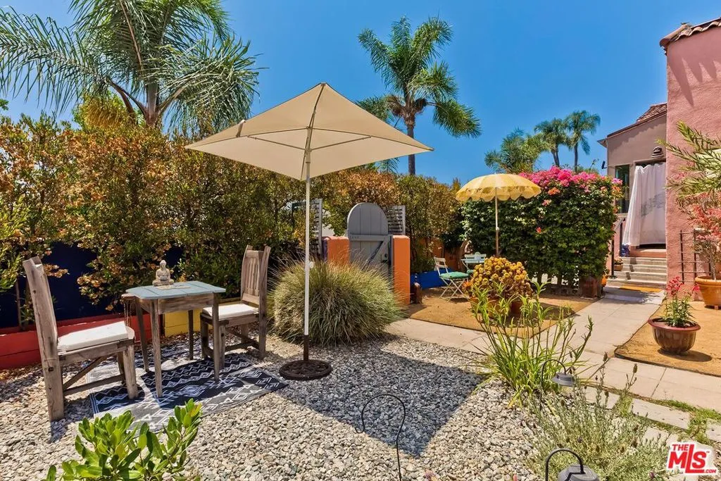 100 N Arden Boulevard, Los Angeles, California 90004 home-pic-25