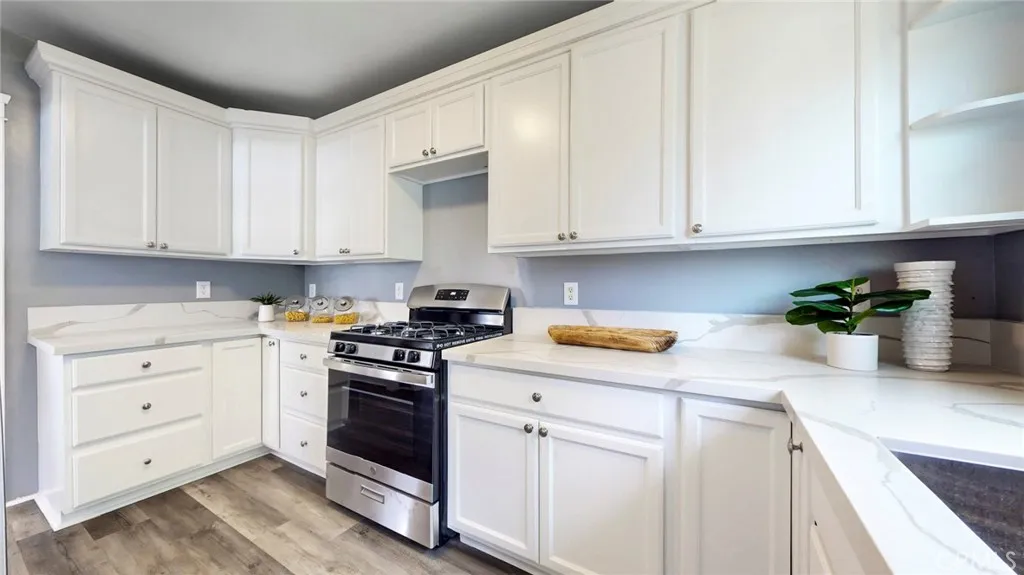 243 N Verdugo Road, Glendale, California 91206 home-pic-3