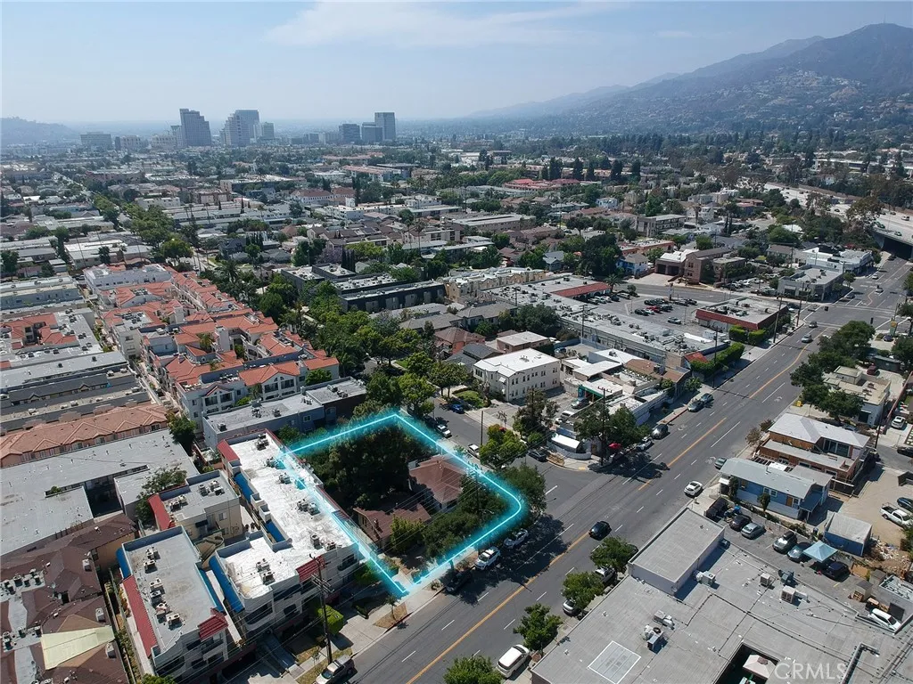 1322 E California Avenue, Glendale, California 91206 home-pic-7