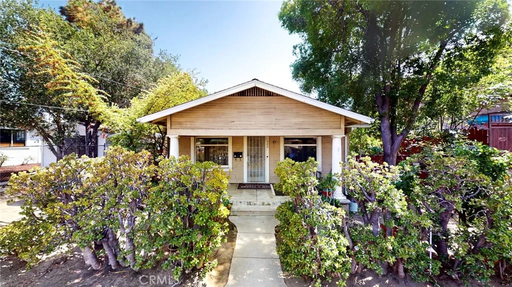1322 E California Avenue, Glendale, California 91206 home-pic-3