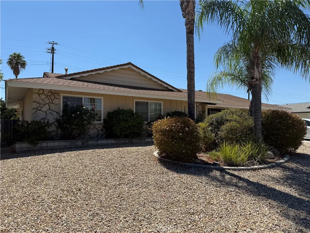 28981 W Worcester Road, Menifee, California 92586 home-pic-0