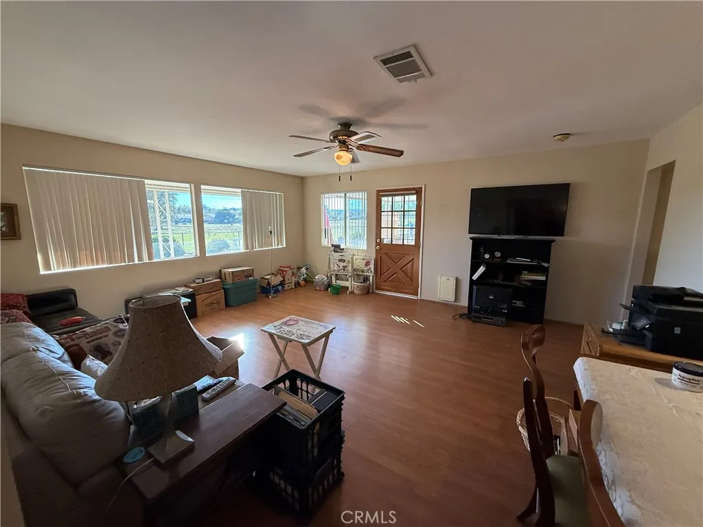28981 W Worcester Road, Menifee, California 92586 home-pic-21
