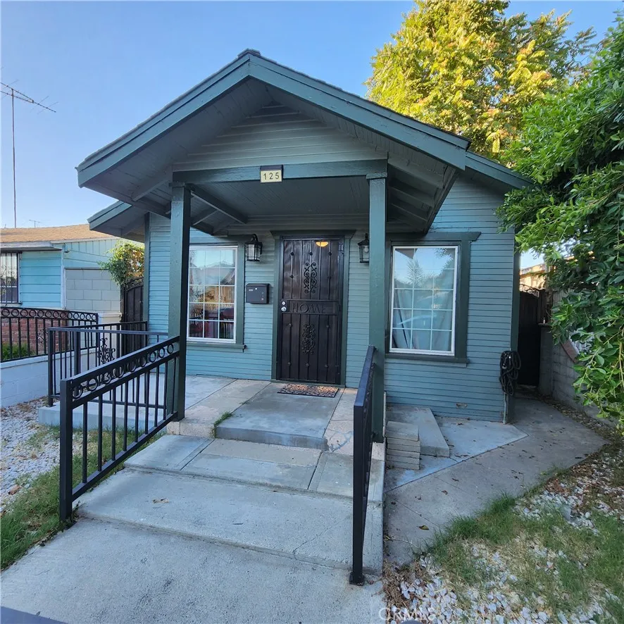 125 E 68th Way, Long Beach, California 90805 home-pic-10