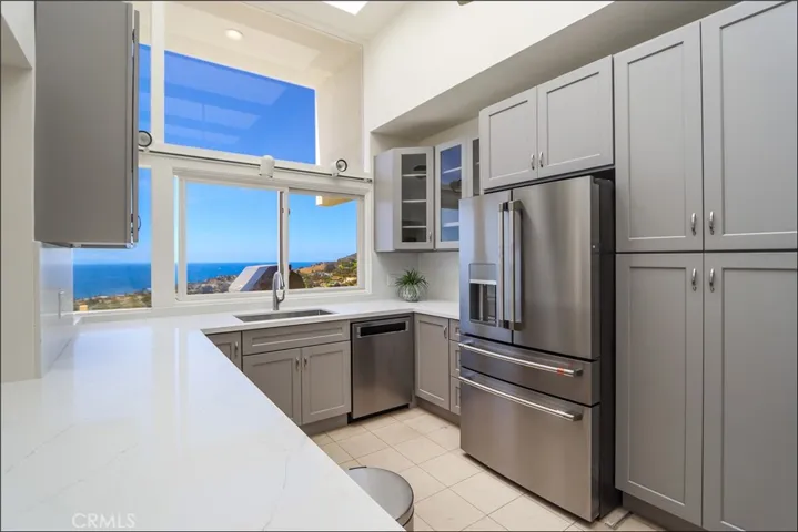 1284 Coronado Drive, Laguna Beach, California 92651