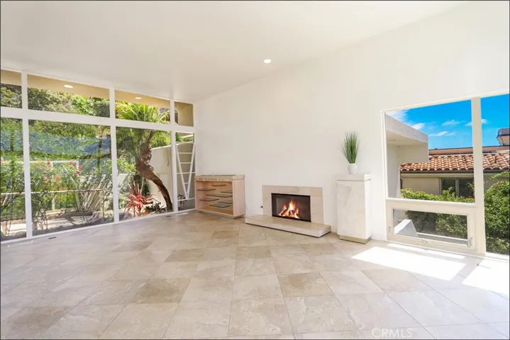 1284 Coronado Drive, Laguna Beach, California 92651