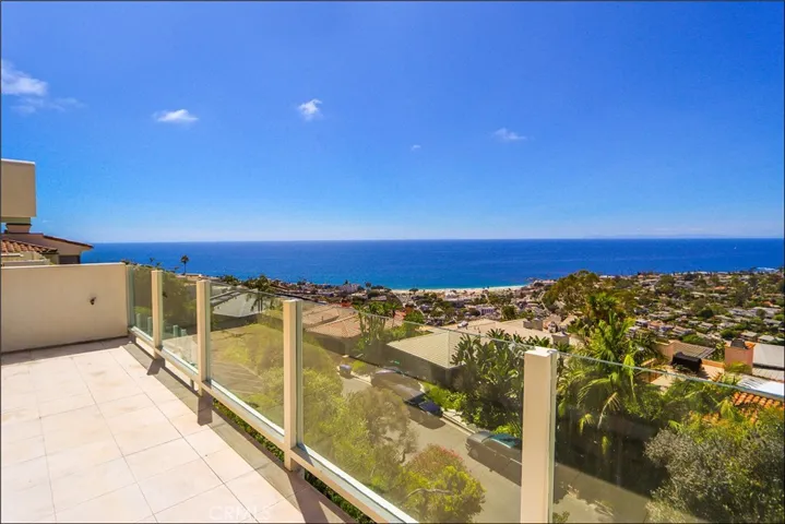 1284 Coronado Drive, Laguna Beach, California 92651