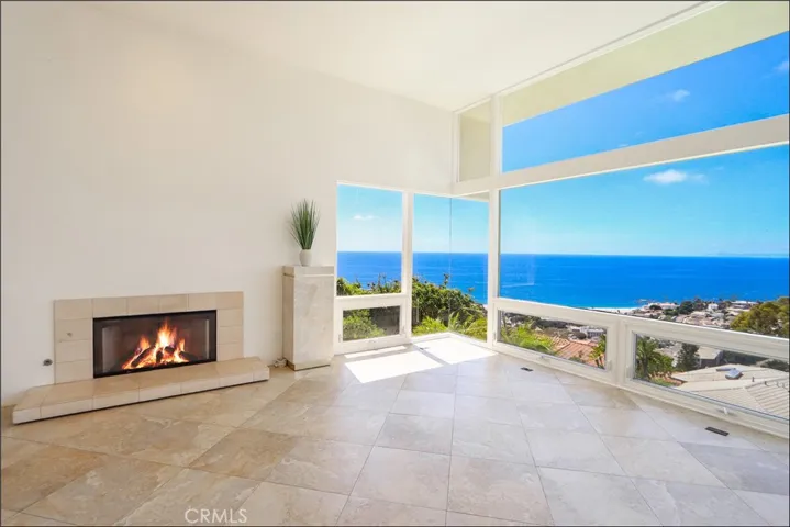 1284 Coronado Drive, Laguna Beach, California 92651