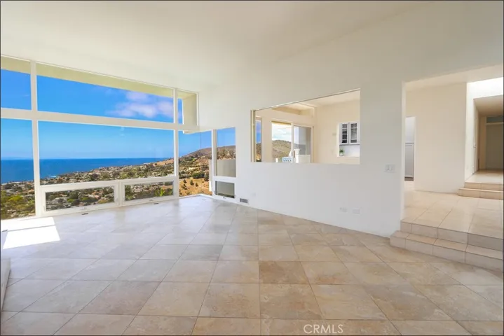 1284 Coronado Drive, Laguna Beach, California 92651