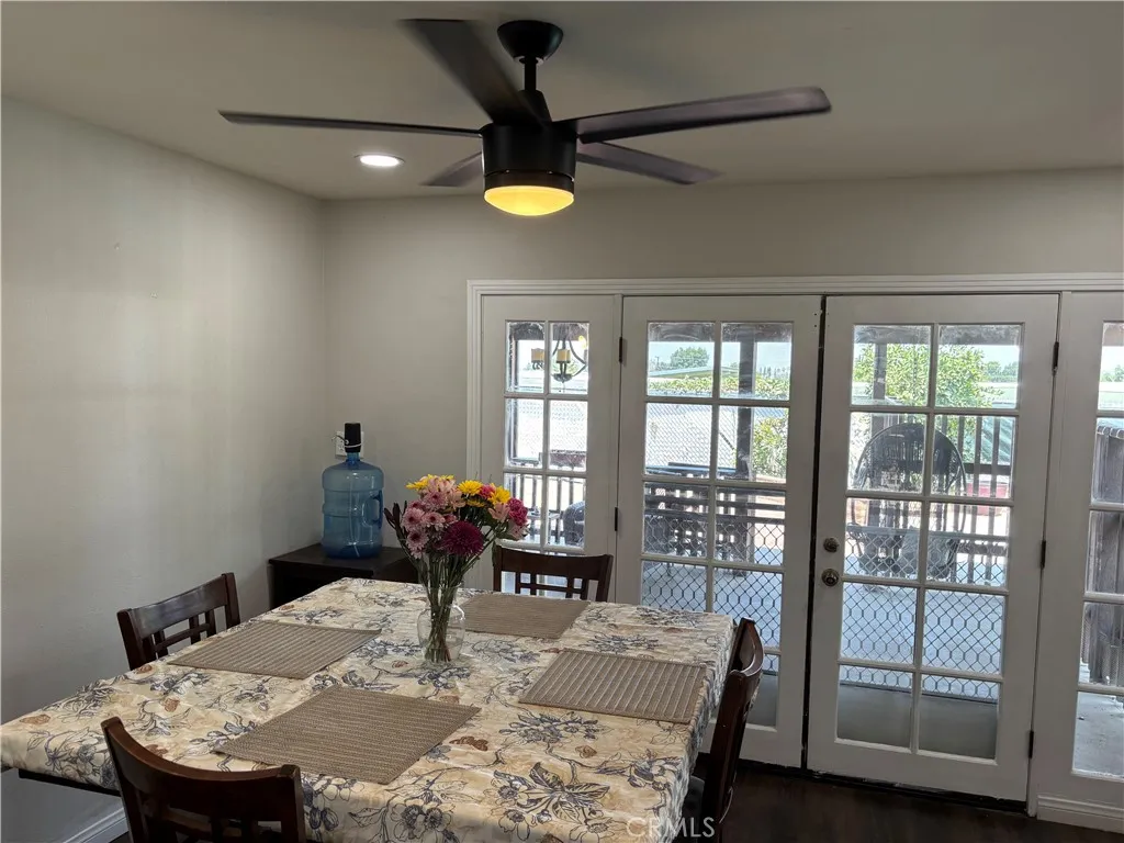 389 E Rancho Road, Corona, California 92879 home-pic-31