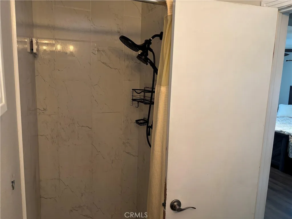 389 E Rancho Road, Corona, California 92879 home-pic-27