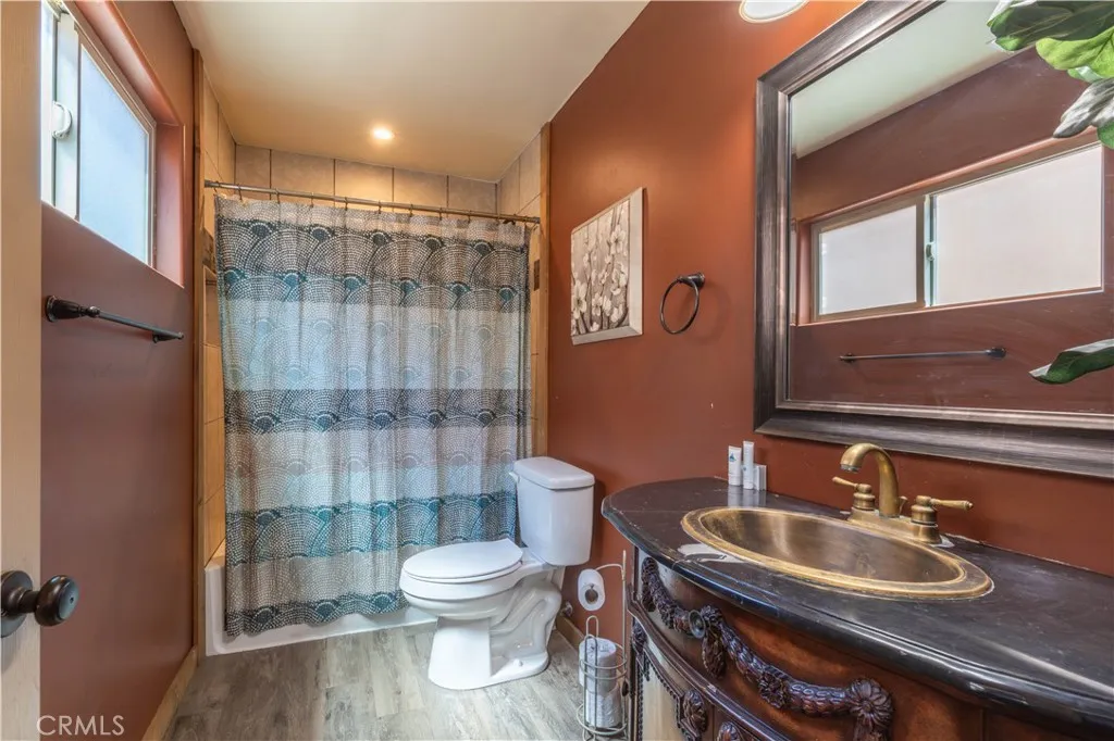 731 W Country Club, Big Bear City, California 92314 home-pic-19