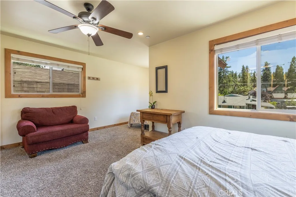 731 W Country Club, Big Bear City, California 92314 home-pic-14