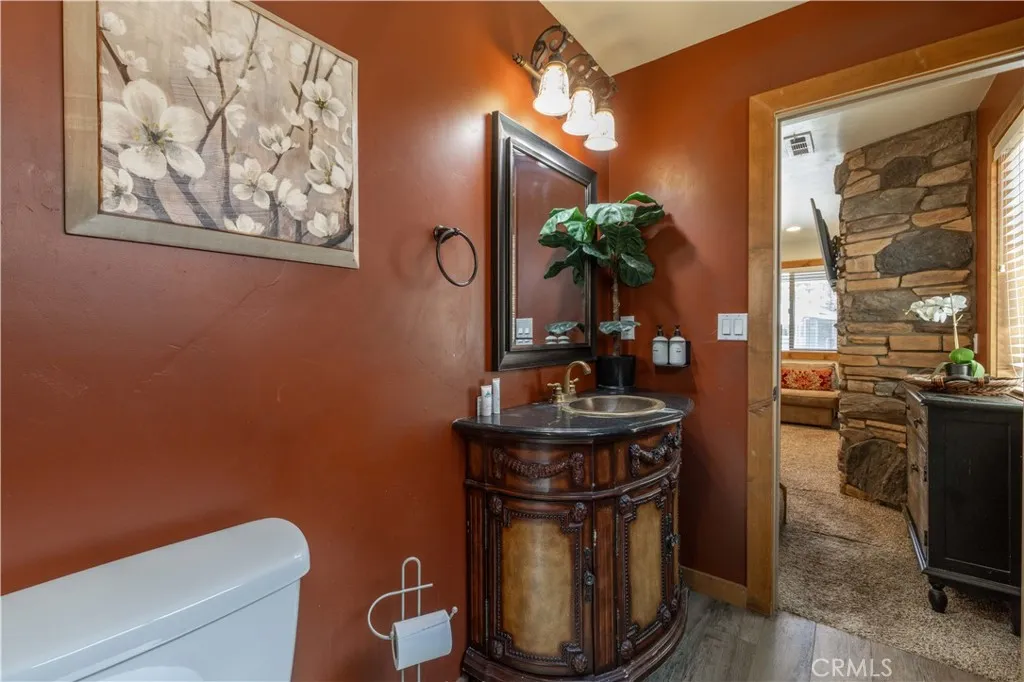 731 W Country Club, Big Bear City, California 92314 home-pic-20